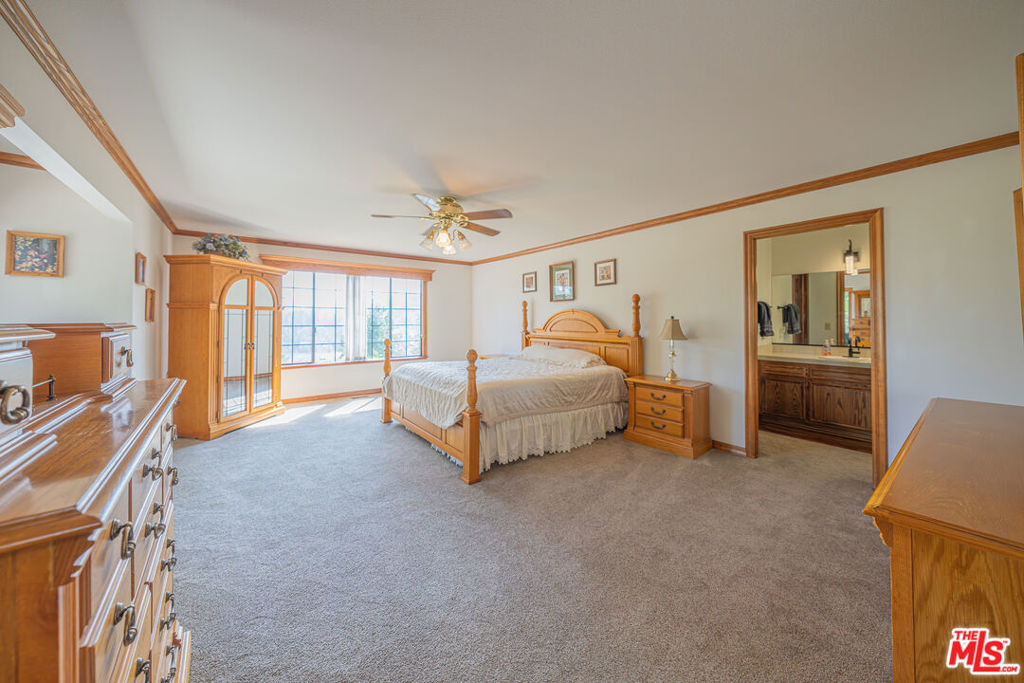 676 Zurich Drive Property Photo 33