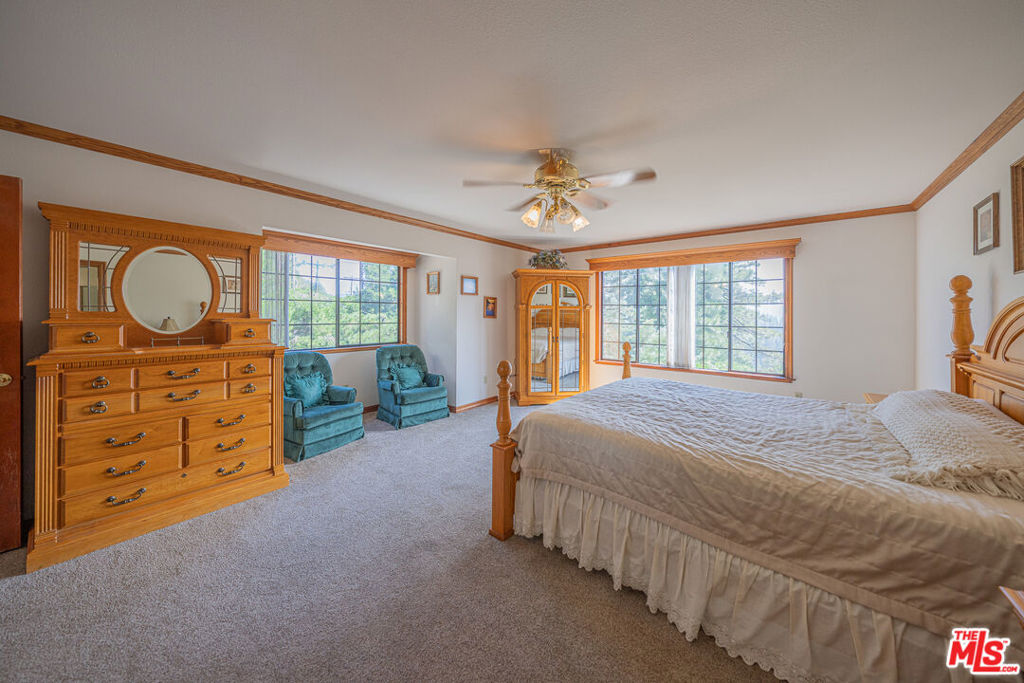 676 Zurich Drive Property Photo 34