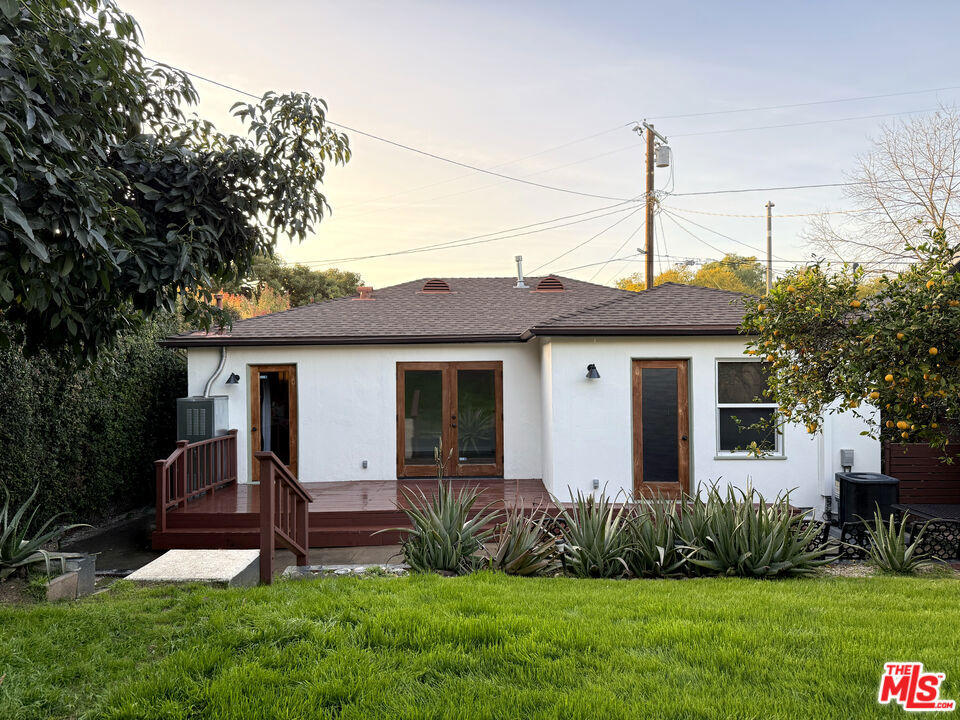 638 Silver Lake Boulevard Property Photo