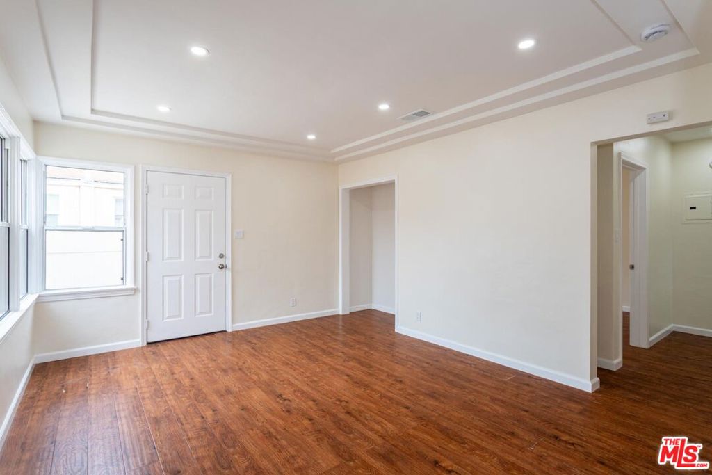 200 W Palmer Avenue A Property Photo