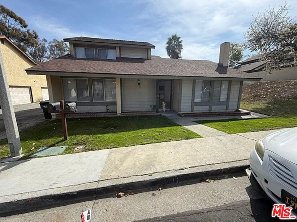 2334 Lindsey Court A Property Photo