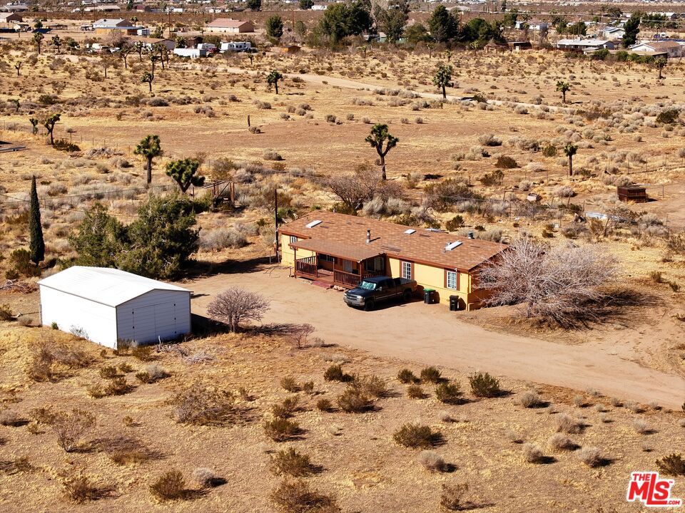 7828 Sunset Road Property Photo 1