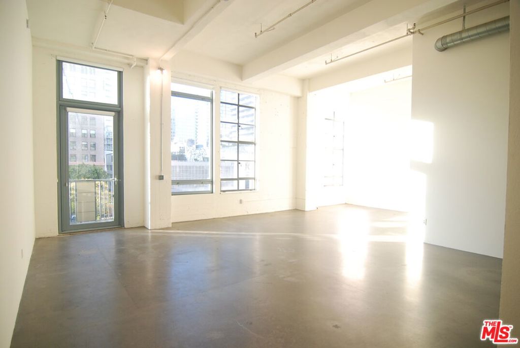 849 S Broadway 310 Property Photo