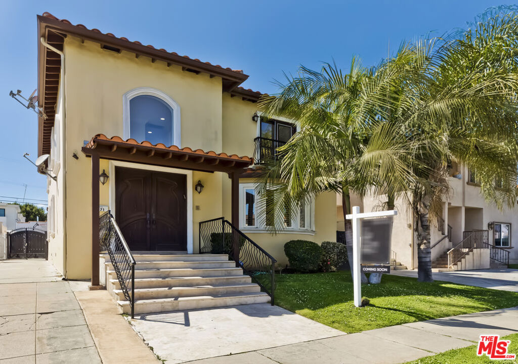 1471 S Crest Drive Property Photo