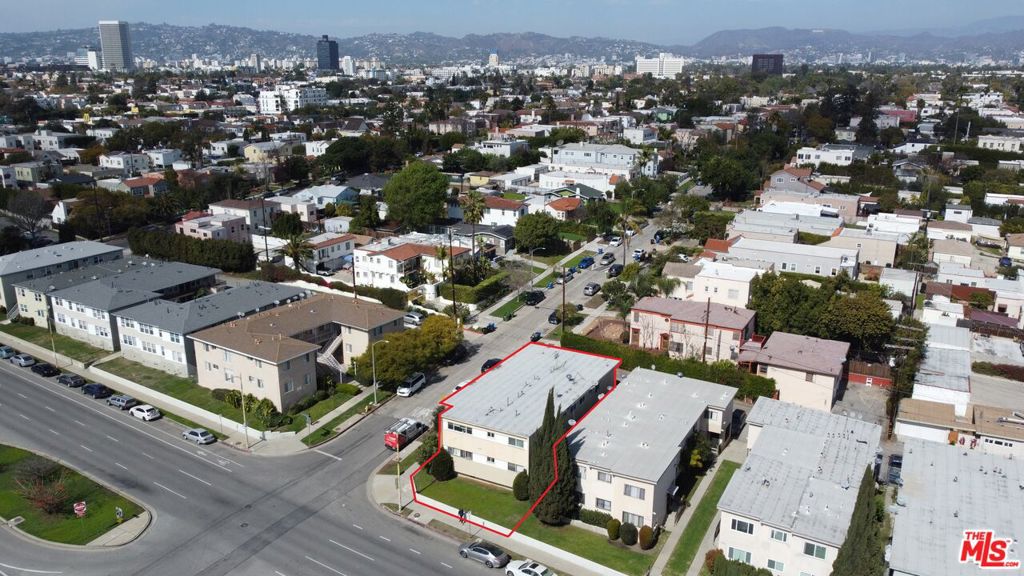 4777 San Vicente Boulevard Property Photo 5