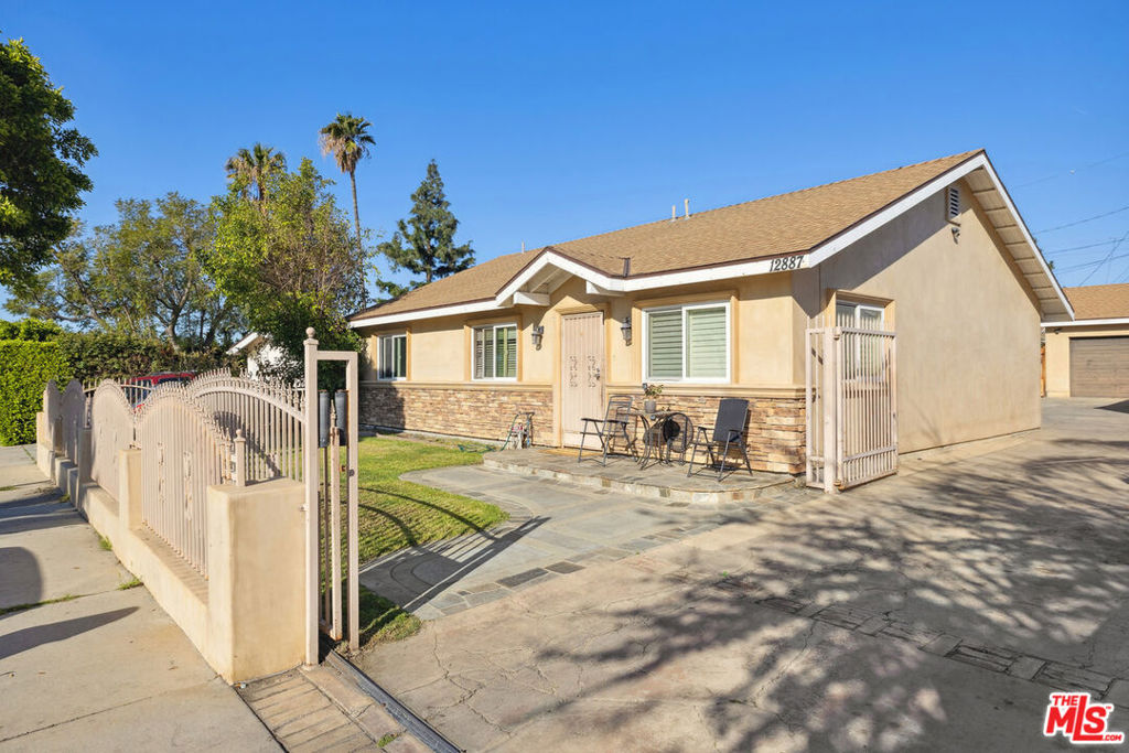 12887 Corcoran Street Property Photo