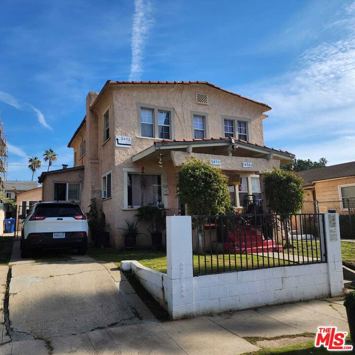 1432 S Cloverdale Avenue Property Photo 1