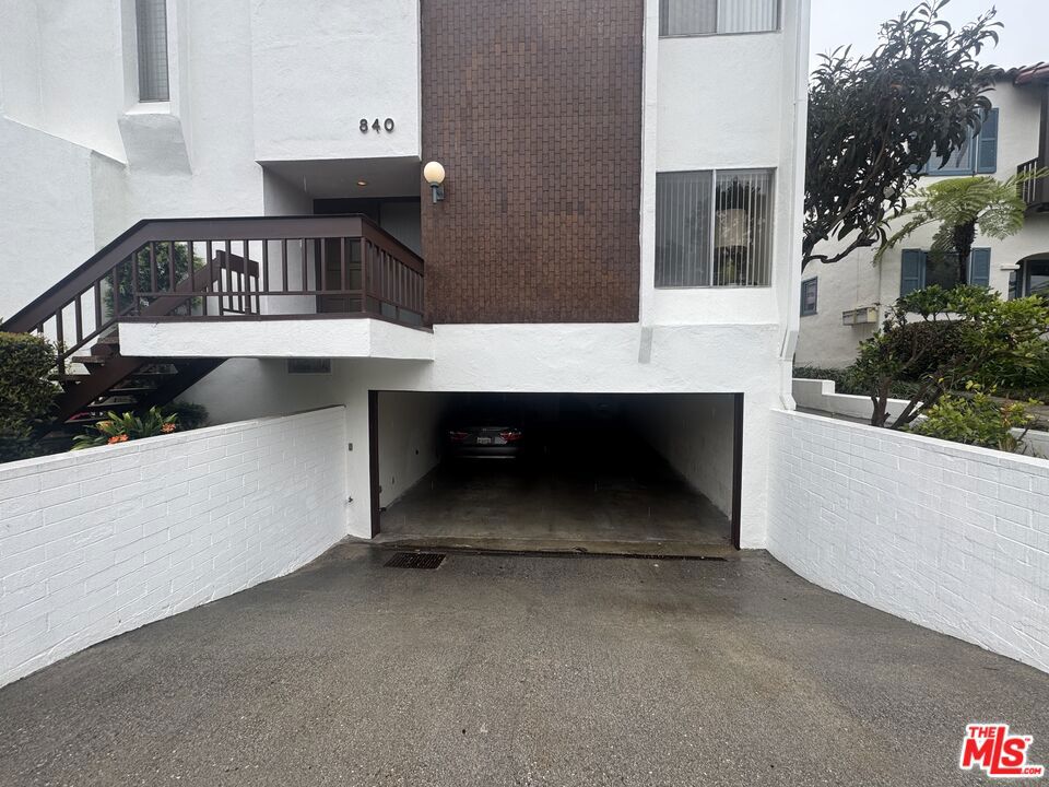 840 18th Street Property Photo 4