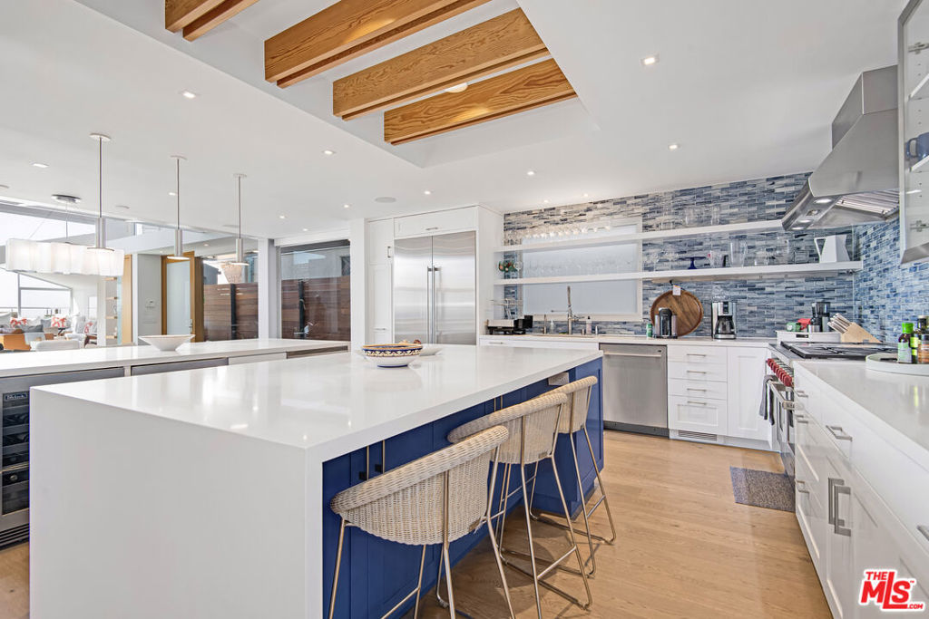 23536 Malibu Colony Road Property Photo 9