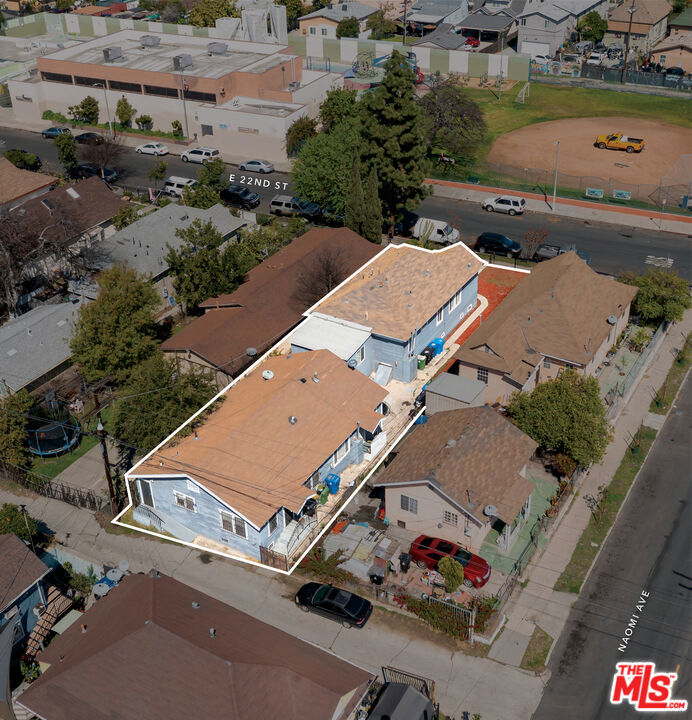 1380 E 22nd Street Property Photo 9