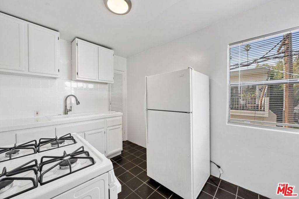 1403 Brockton Avenue Property Photo 20
