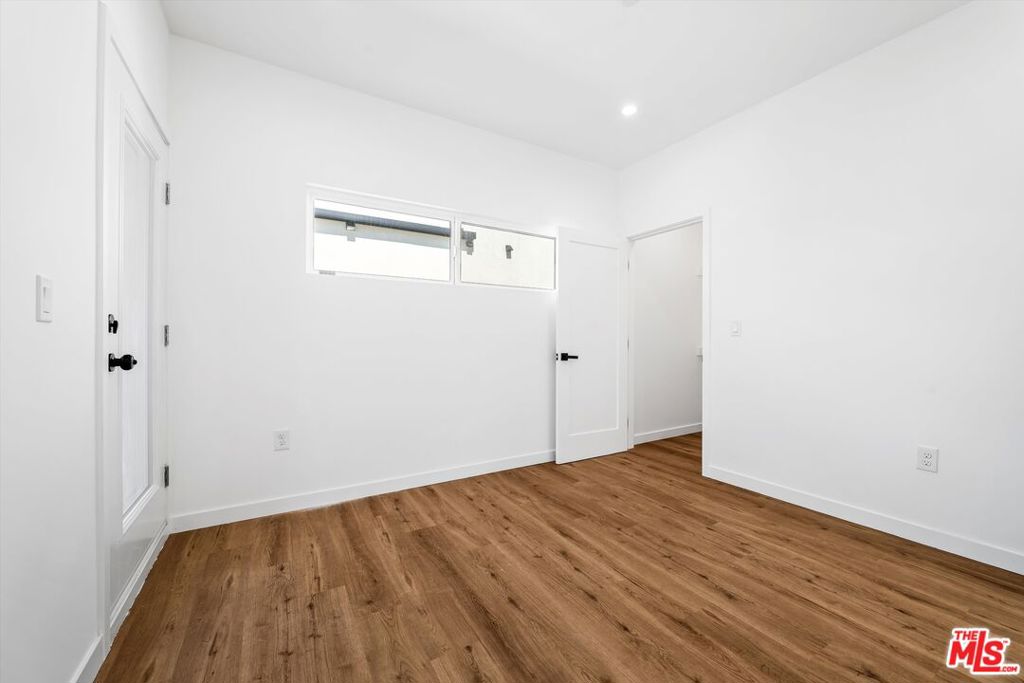 926 S Harvard Boulevard Property Photo 21