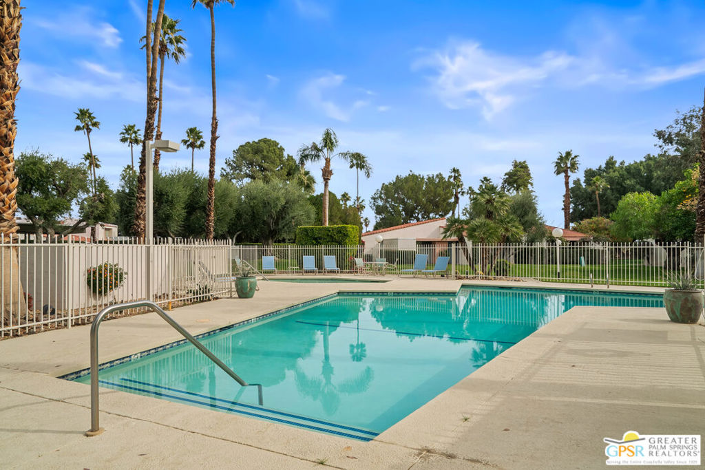 2537 N Whitewater Club Drive C Property Photo 36