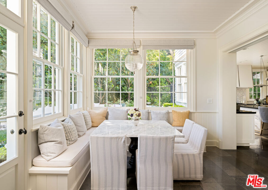 10960 Chalon Road Property Photo 8