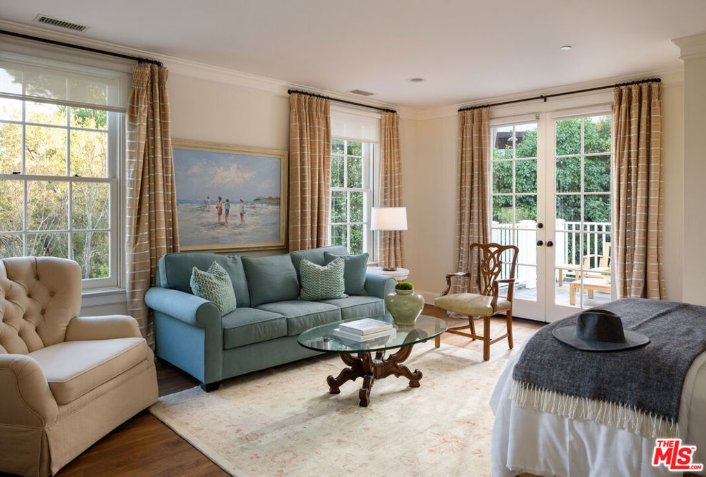 10960 Chalon Road Property Photo 16