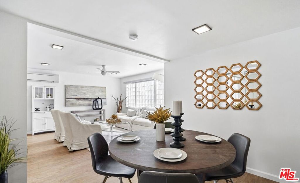 1423 Cloverfield Boulevard Property Photo 17