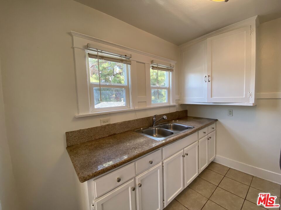 1604 La Fayette Road Property Photo 6