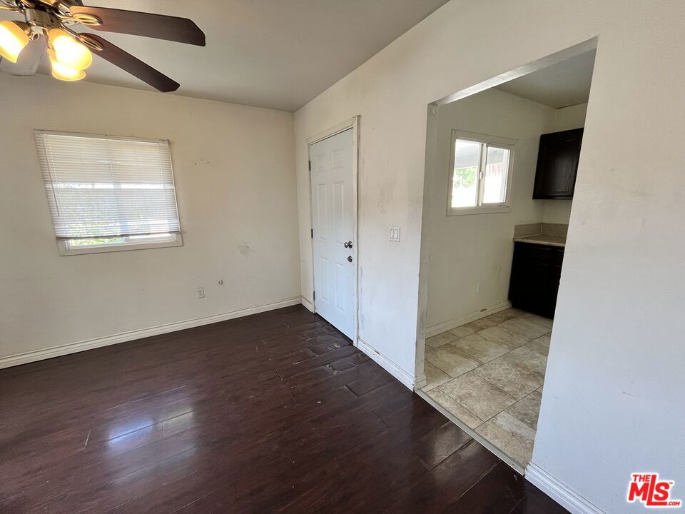 1762 Glendale Boulevard Property Photo 8