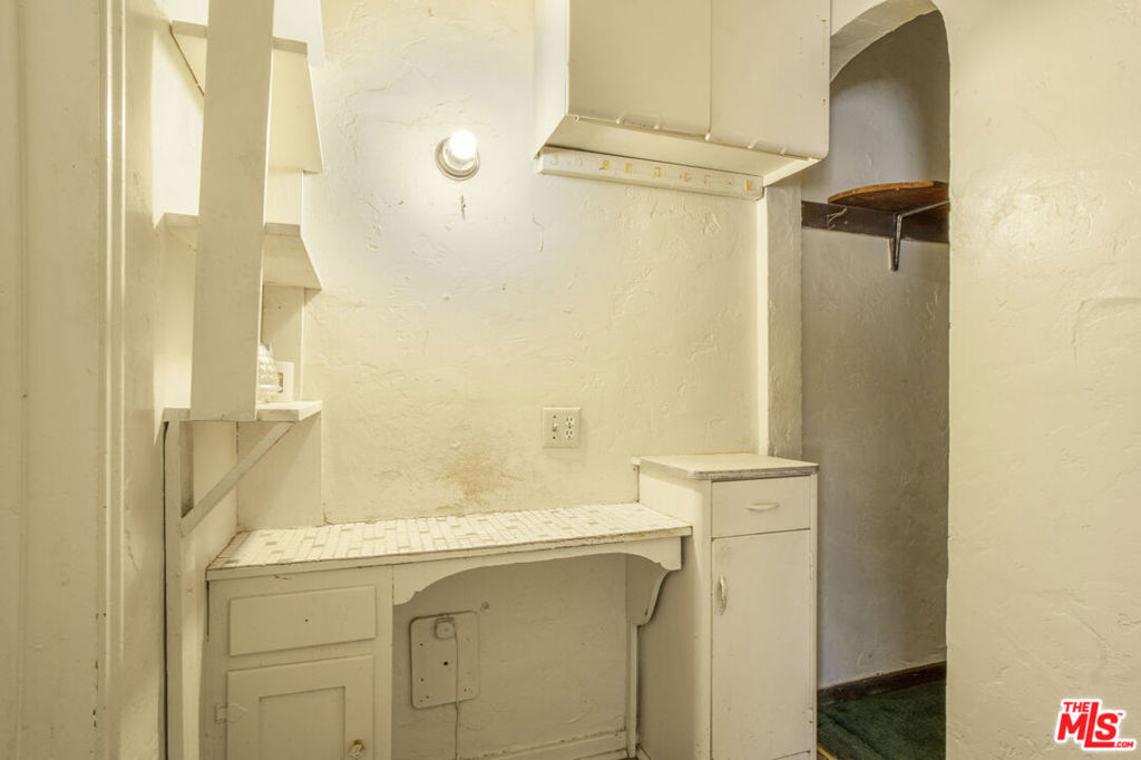 4151 3rd Avenue Property Photo 11