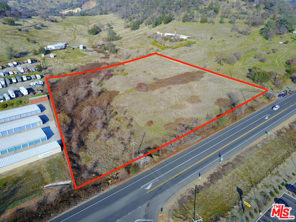 8909 State Highway 20 Property Photo 4