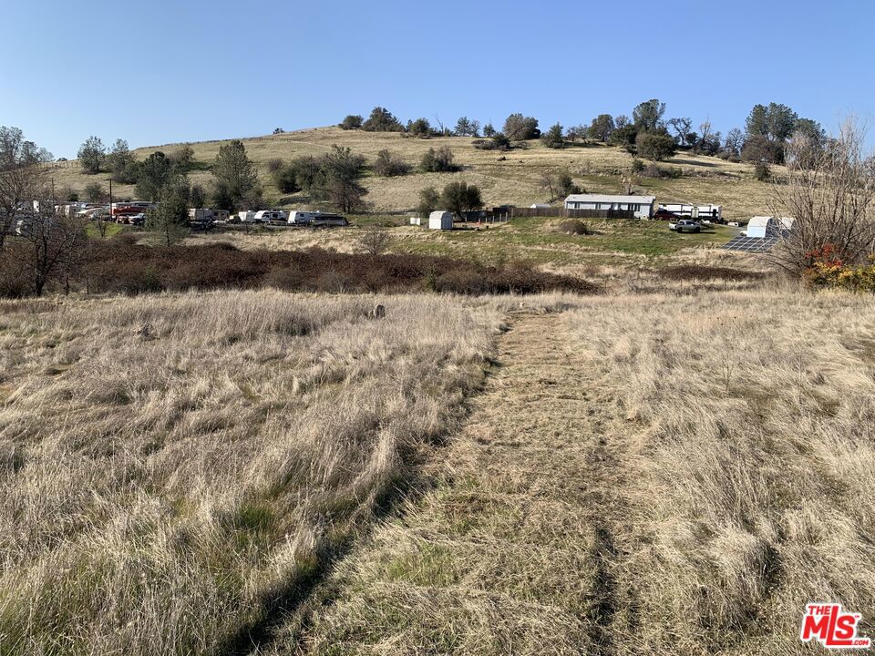 8909 State Highway 20 Property Photo 9