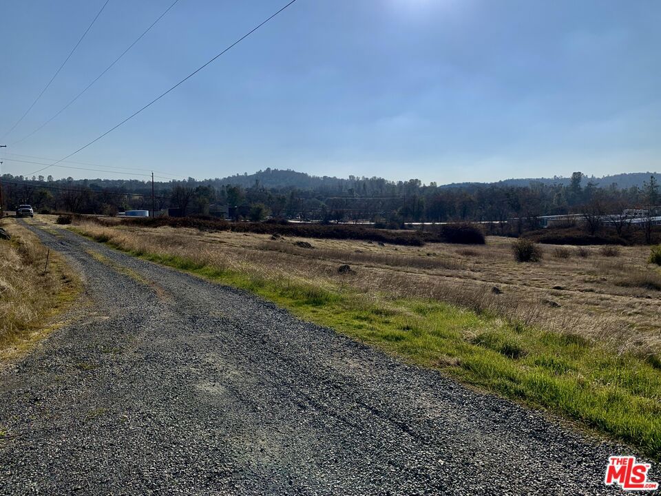 8909 State Highway 20 Property Photo 10