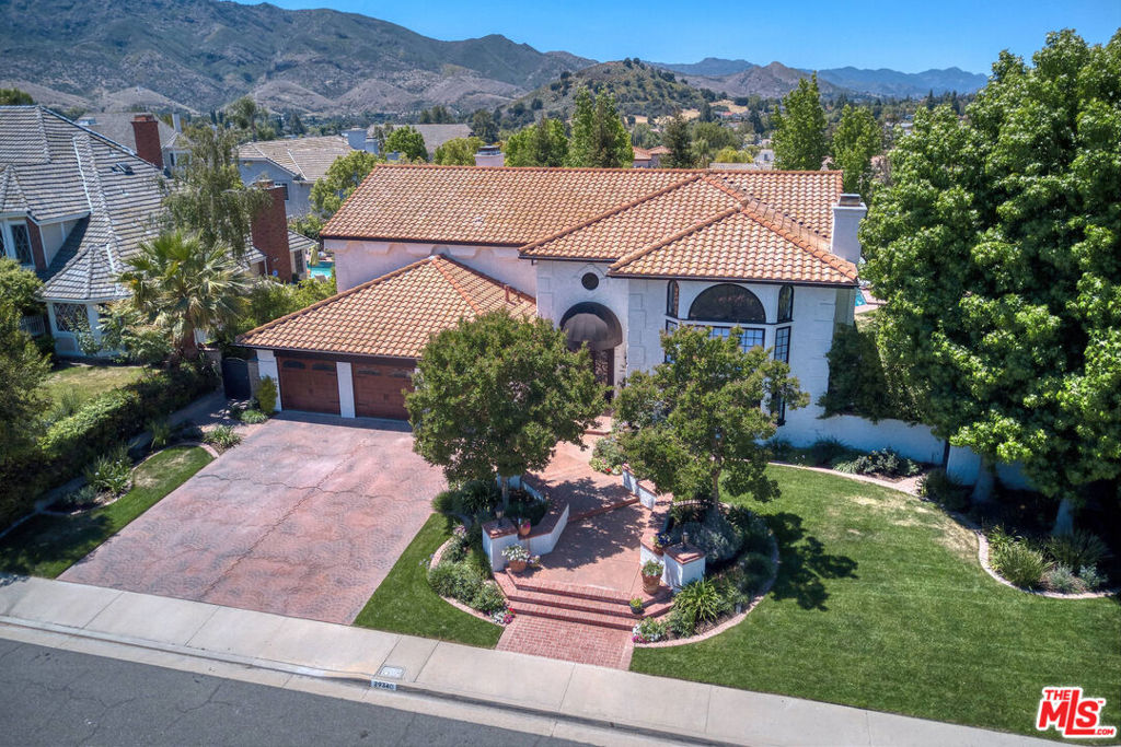 29340 Castlehill Drive Property Photo