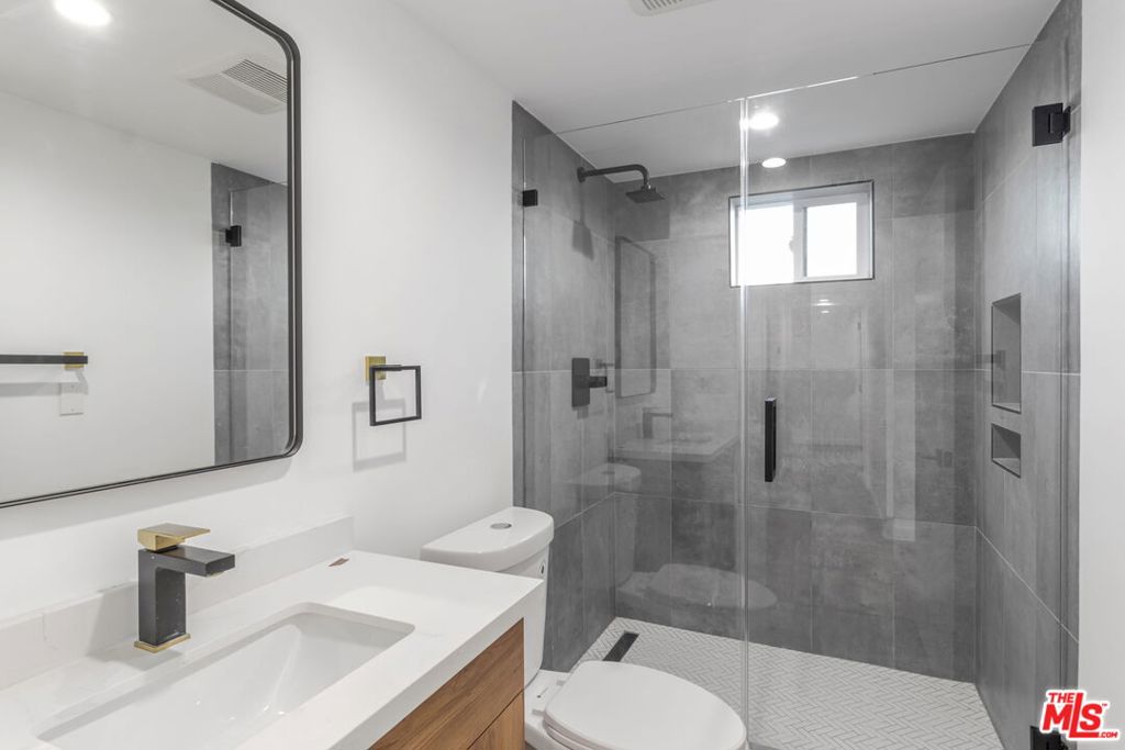 10821 Hartsook Street Property Photo 24