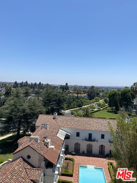 4460 Wilshire Boulevard 701 Property Photo 8