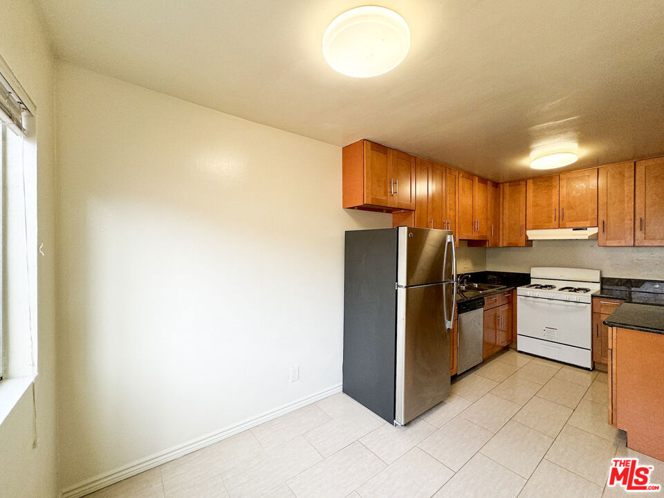 4375 York Boulevard 218 Property Photo