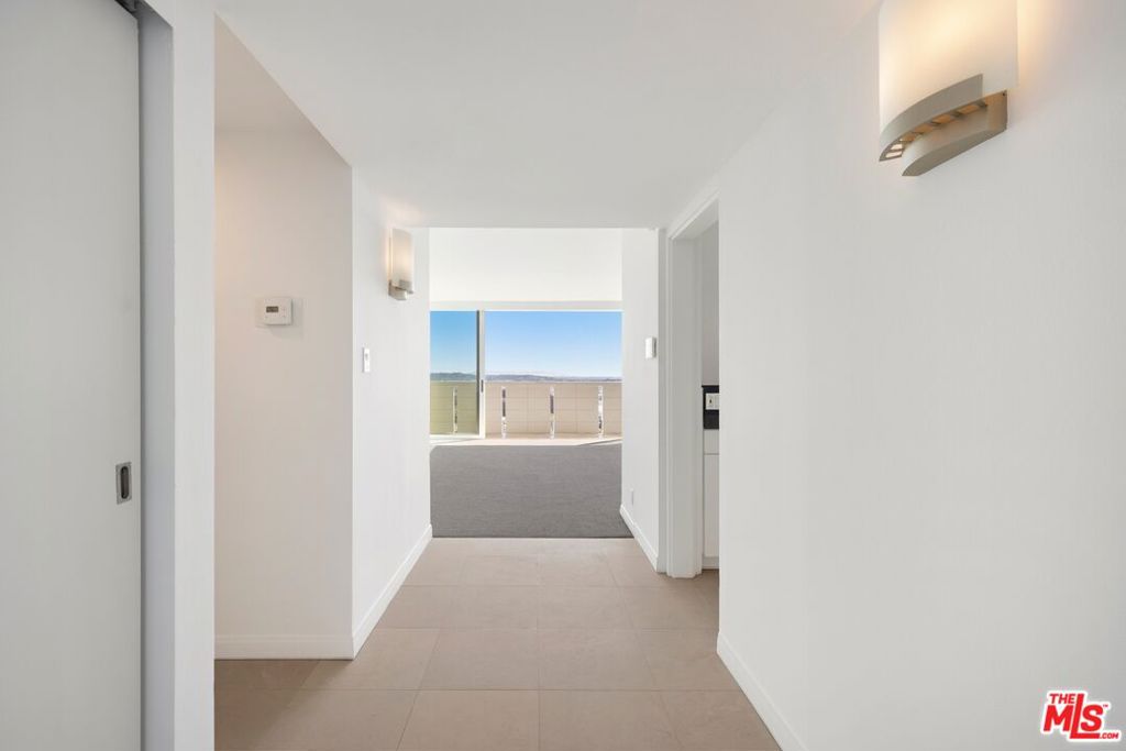 8787 Shoreham Drive 606 Property Photo