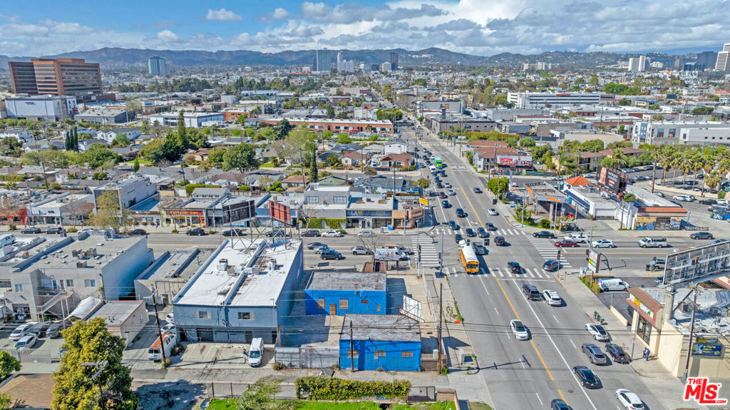 11708 W Pico Boulevard Property Photo 14