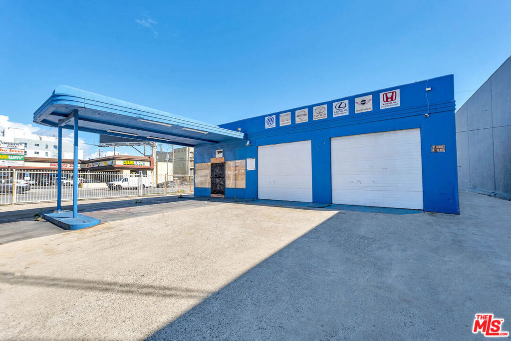 11708 W Pico Boulevard Property Photo 19