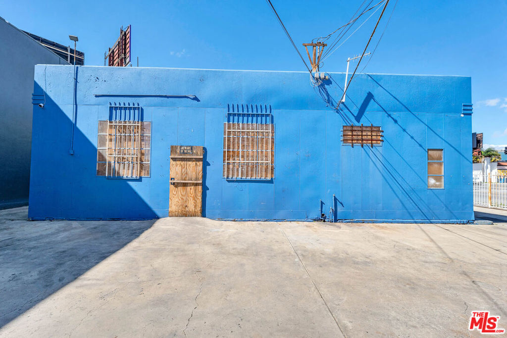 11708 W Pico Boulevard Property Photo 23