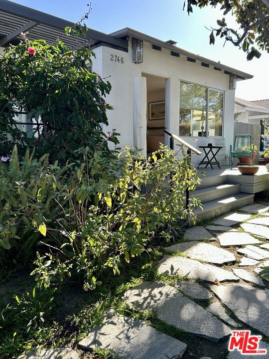 2746 Stoner Avenue Property Photo