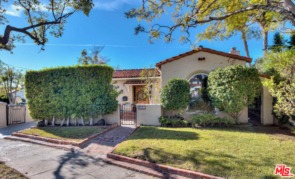 2621 Manning Avenue Property Photo