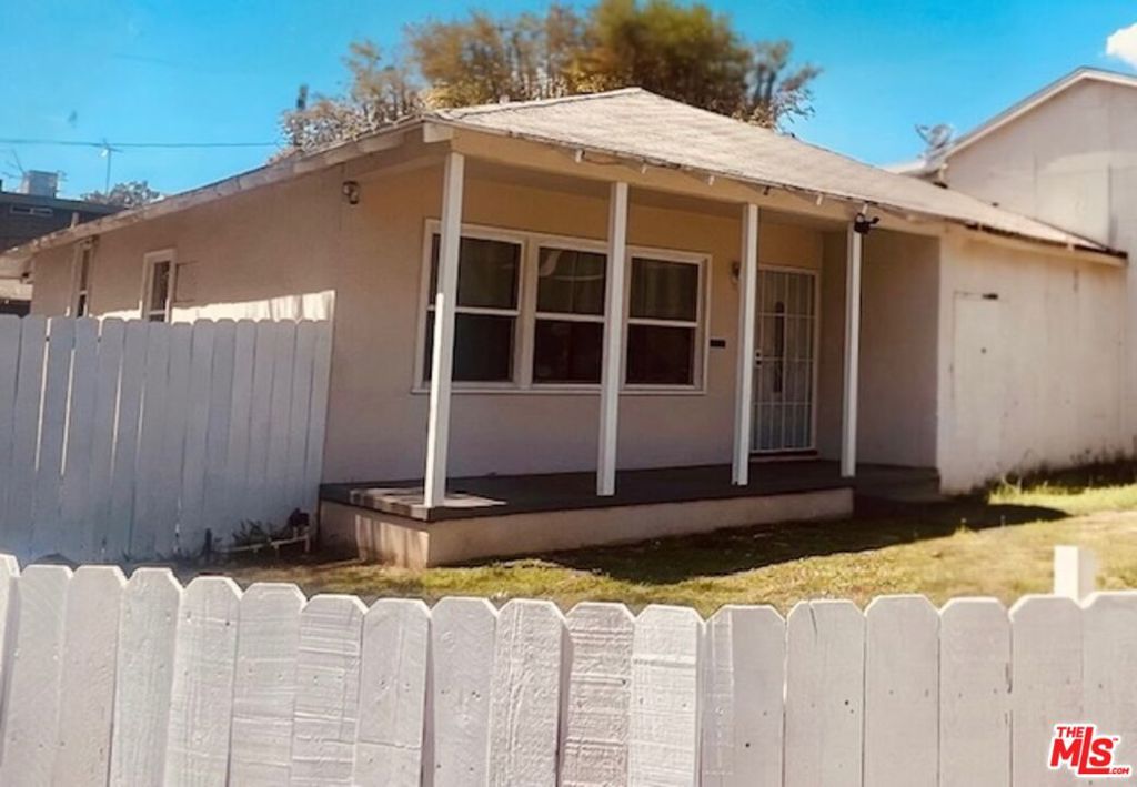 2499 Sawtelle Blvd Property Photo