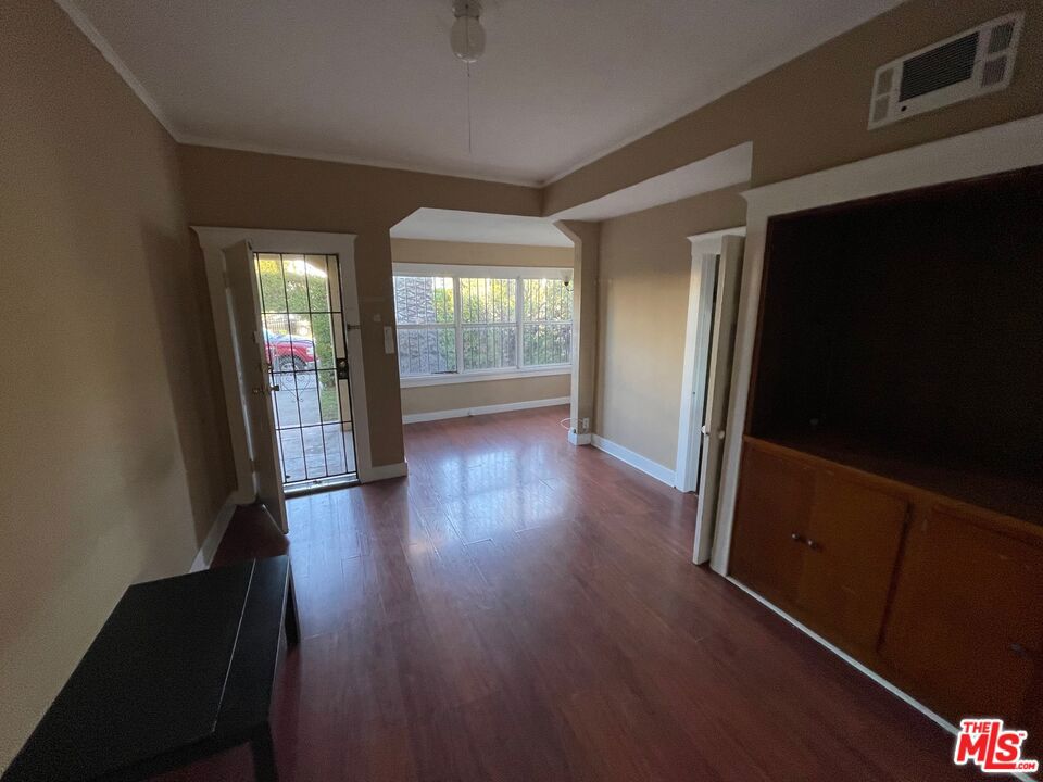 1185 N Normandie Avenue Property Photo 12