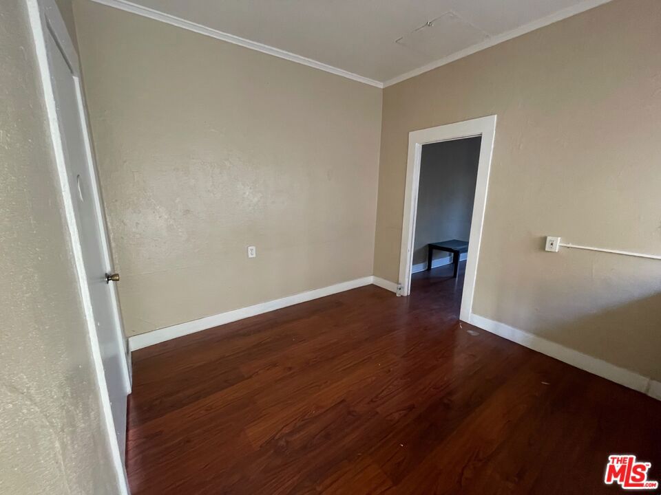 1185 N Normandie Avenue Property Photo 17