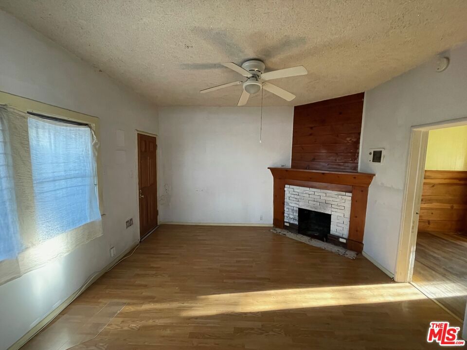 1185 N Normandie Avenue Property Photo 20