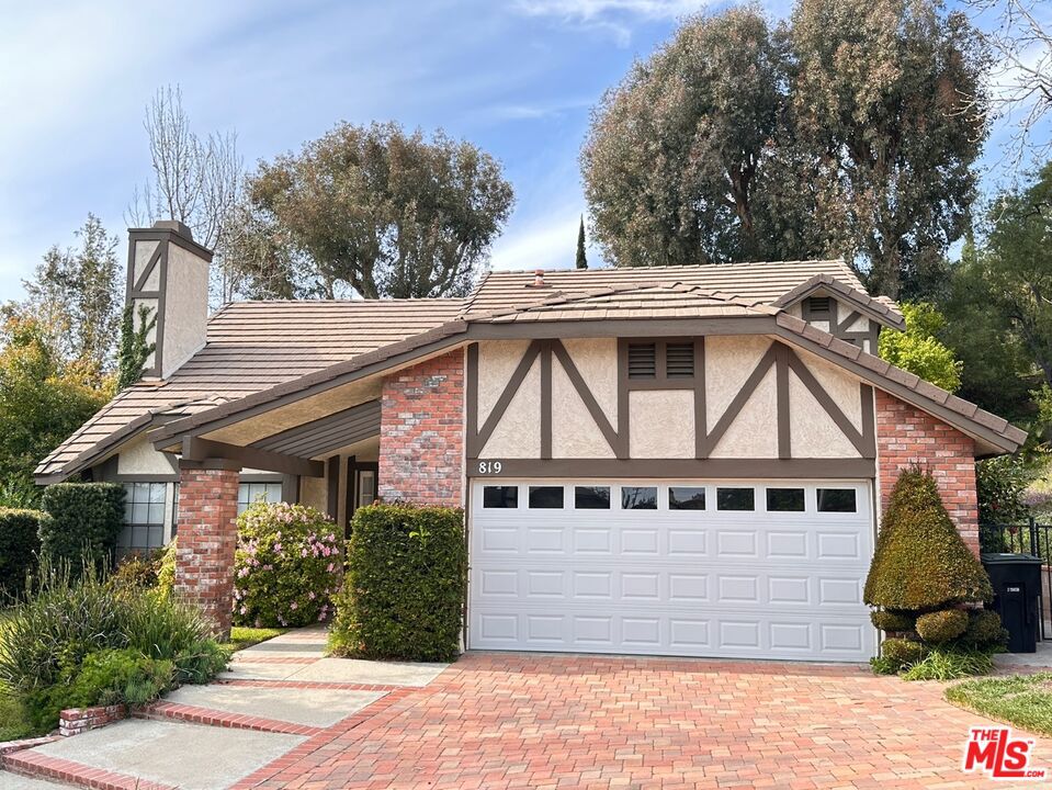 819 Brown Drive Property Photo
