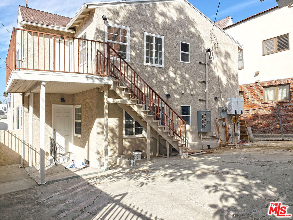 158 N Edgemont Street Property Photo 48