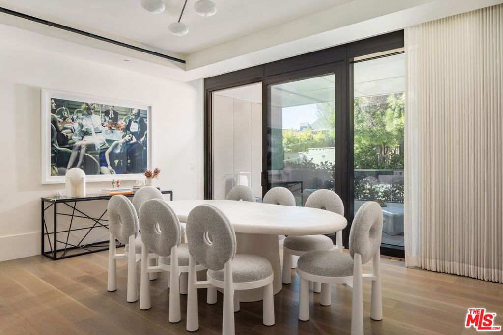 8420 W Sunset Boulevard 306 Property Photo 9