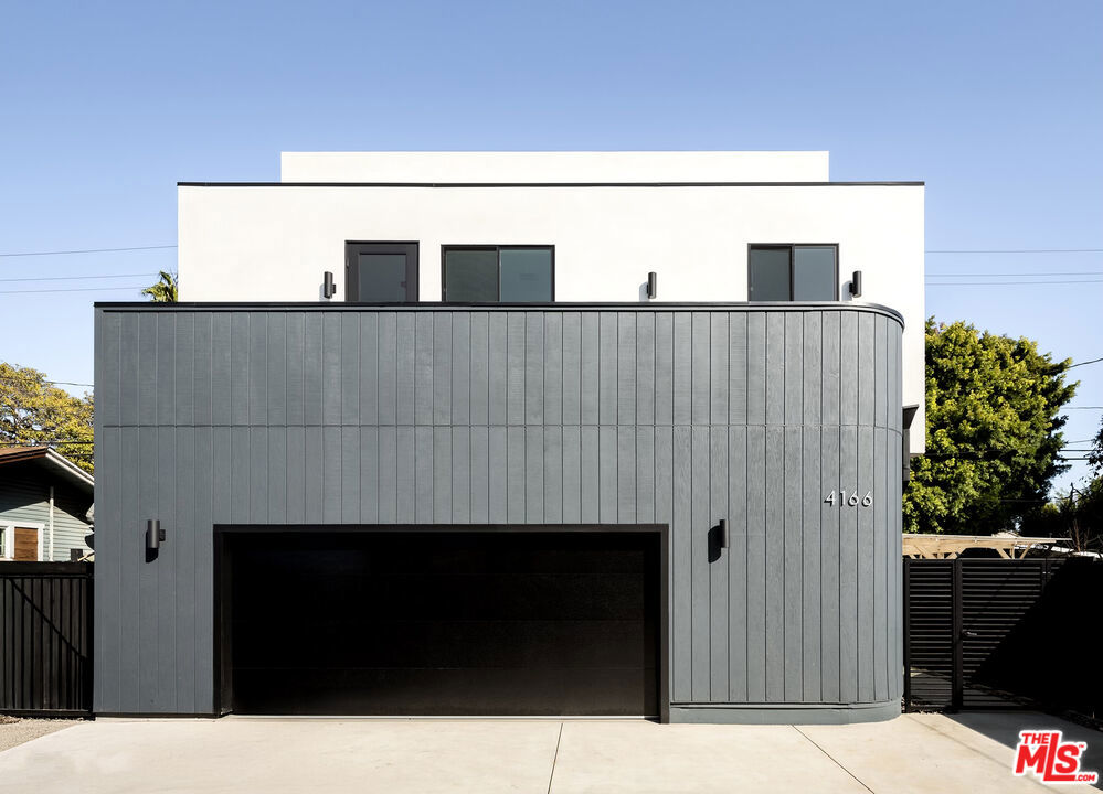 4166 Mildred Avenue Property Photo