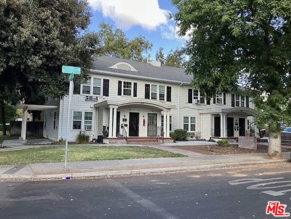 203 Jones Street Property Photo