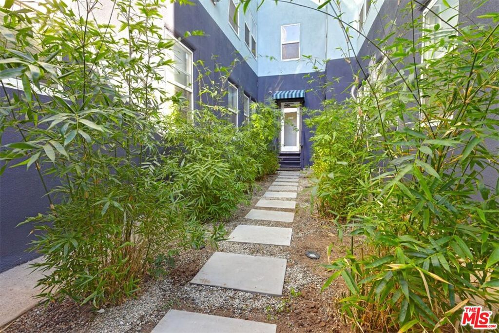 4108 Marathon Street Property Photo 10