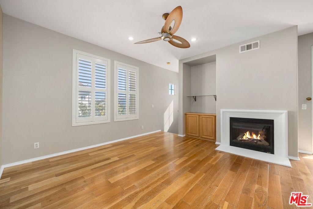 325 N Magnolia Avenue Property Photo