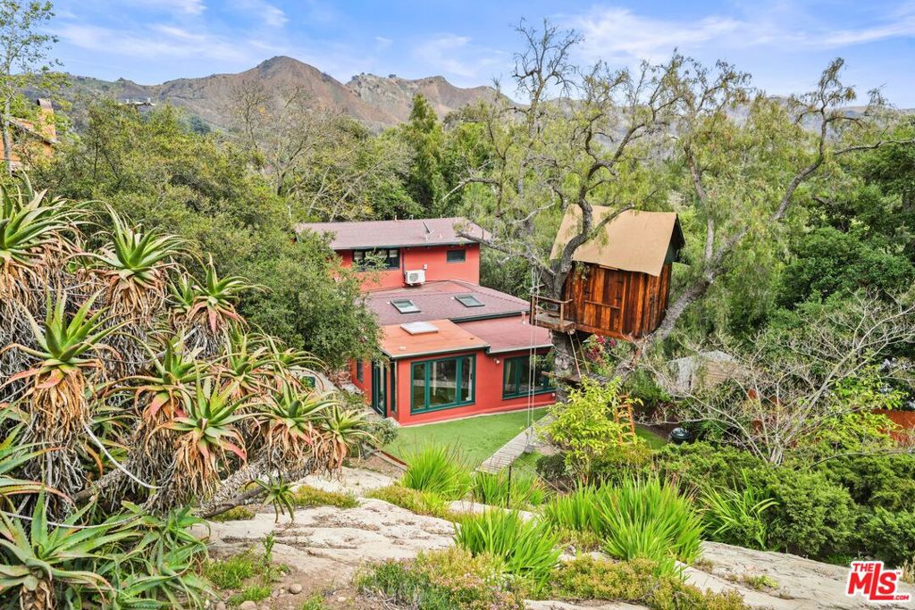 809 Basin Drive Property Photo