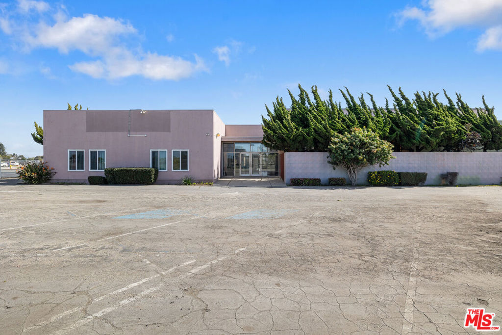 375 S K Street Property Photo 48