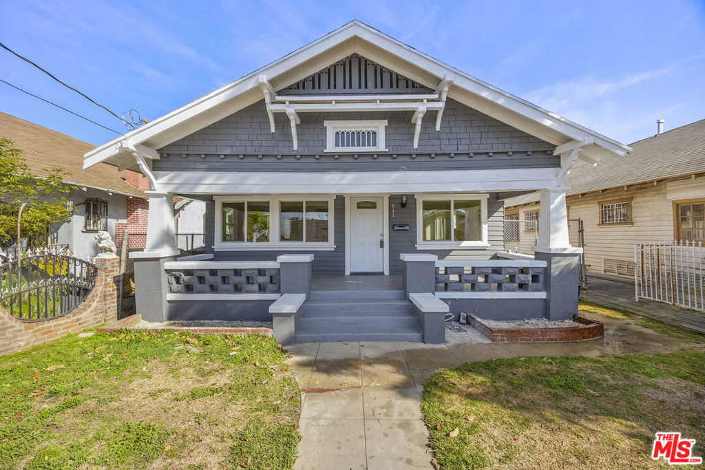 611 W 58th Street Property Photo